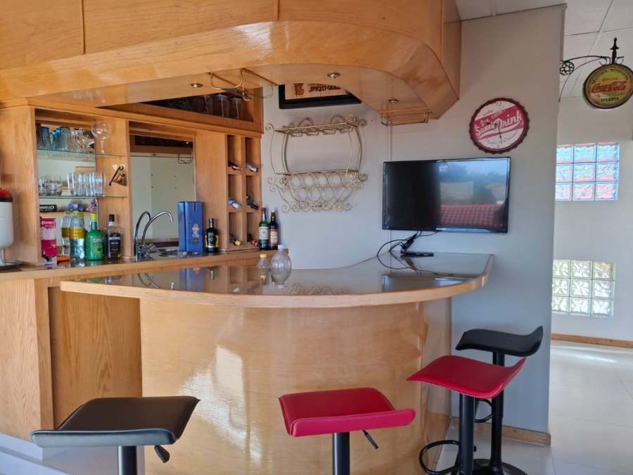 3 Bedroom Property for Sale in Pentagon Park Free State